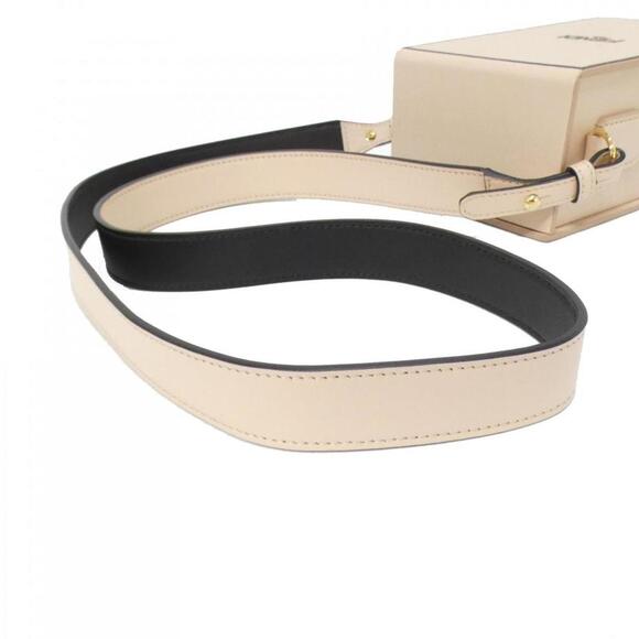 FENDI Gold Shoulder Bag - Picture 5 of 6